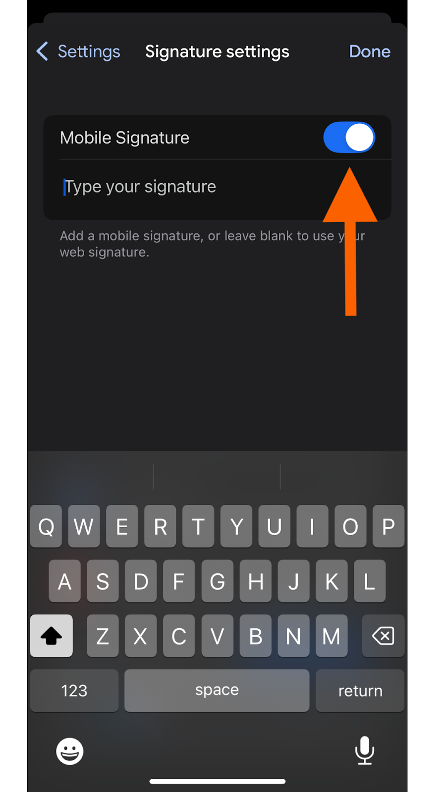 Gmail app Signature settings with an arrow pointing to the Mobile Signature toggle