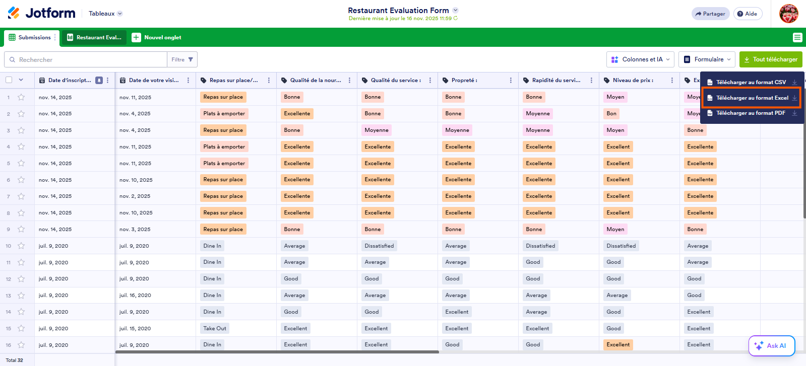 Capture d'écran de la feuille de calcul dans les Tableaux Jotform avec un encadré autour de Télécharger au format Excel dans le menu Tout télécharger