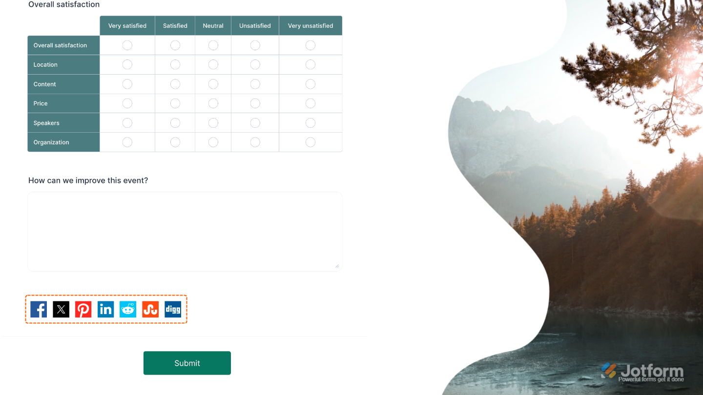 Social Share widget preview displaying multiple social media platforms for easy link sharing in a live form